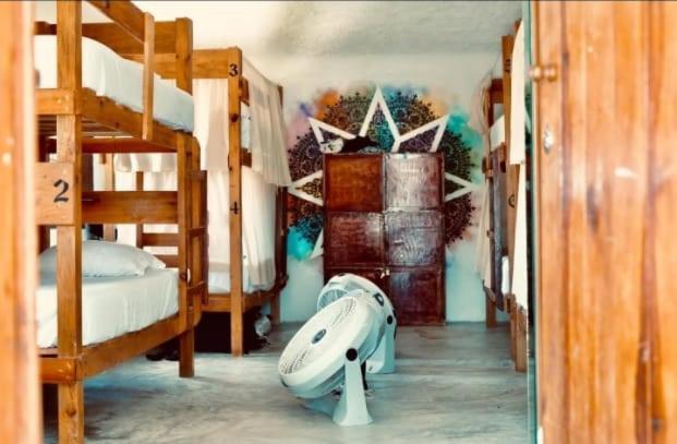 Hostel Utopia Isla Holbox Екстериор снимка